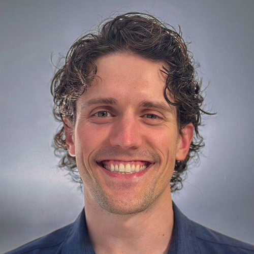 Luke Migas headshot.