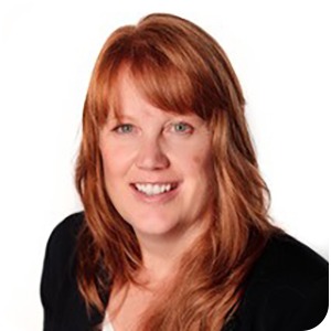 Molly Snyder headshot.