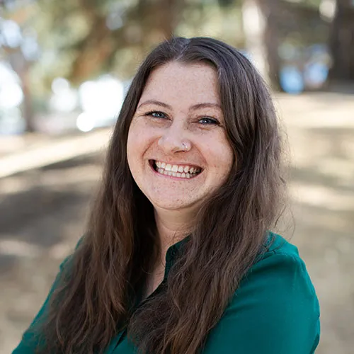 Regan Olson headshot.