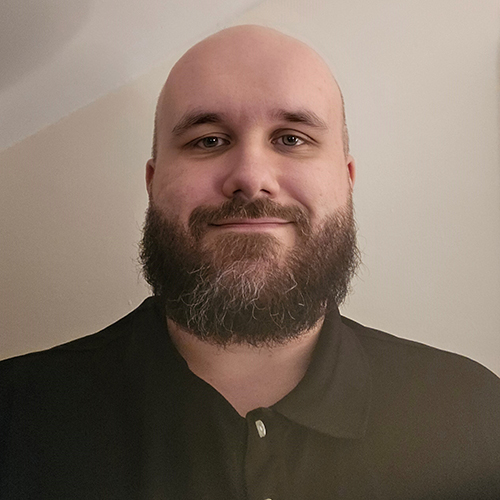 Robert Tate headshot.