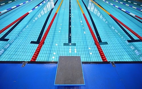 empty pool with lanes